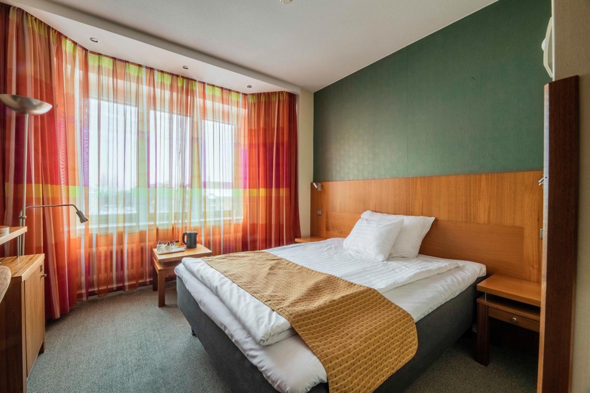 Hotel Oscar Варкаус Экстерьер фото